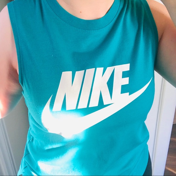 NIKE - Turquoise Tank Top - Picture 7 of 7